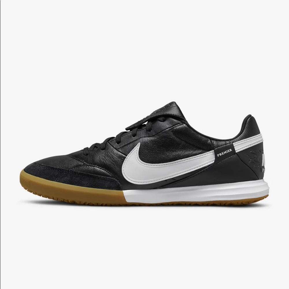 The Nike Premier 3 IC
Indoor/Court Soccer Shoes